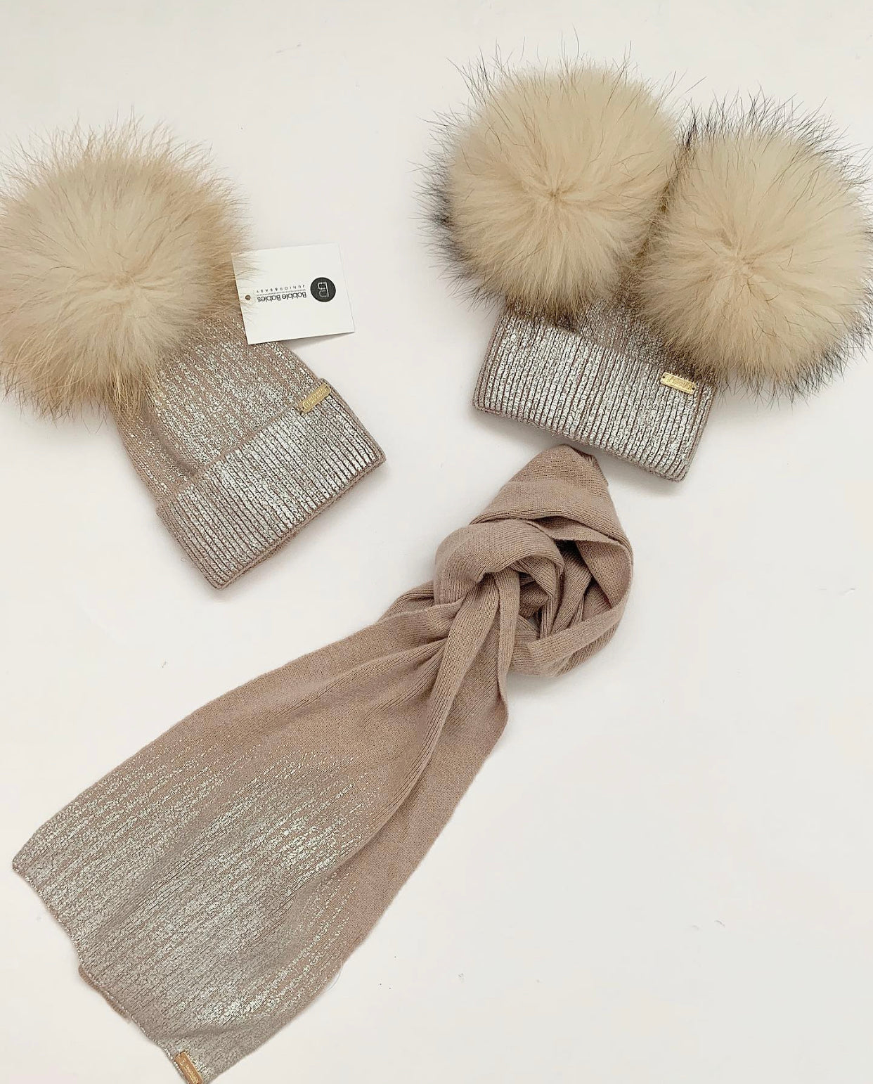 Angora 'Florence' pompom hat and scarf / Cappuccino