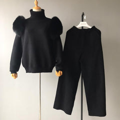 Womens knitted sweater with fur shoulders - BLACK
