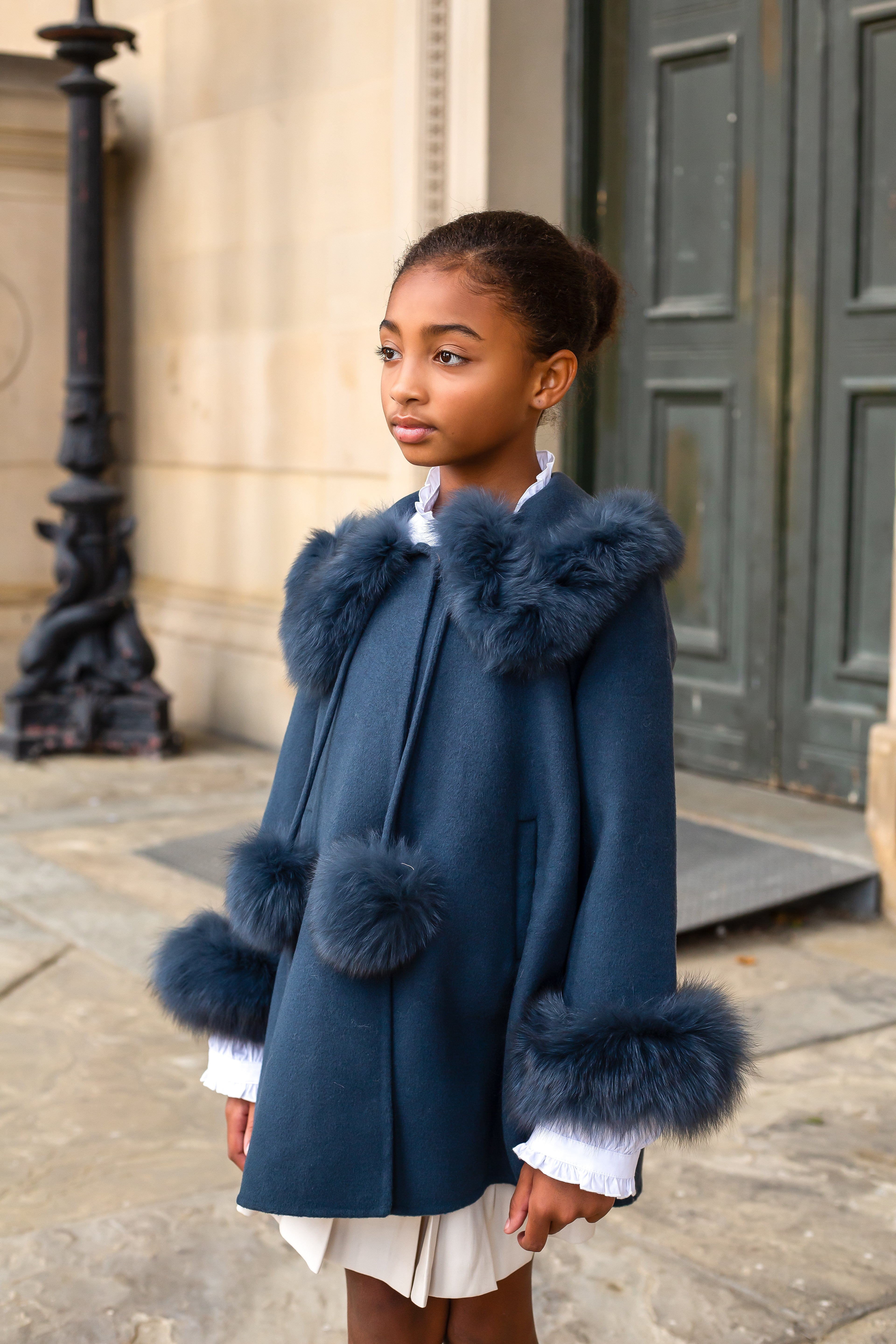 Cashmere coat with pom-poms - Navy