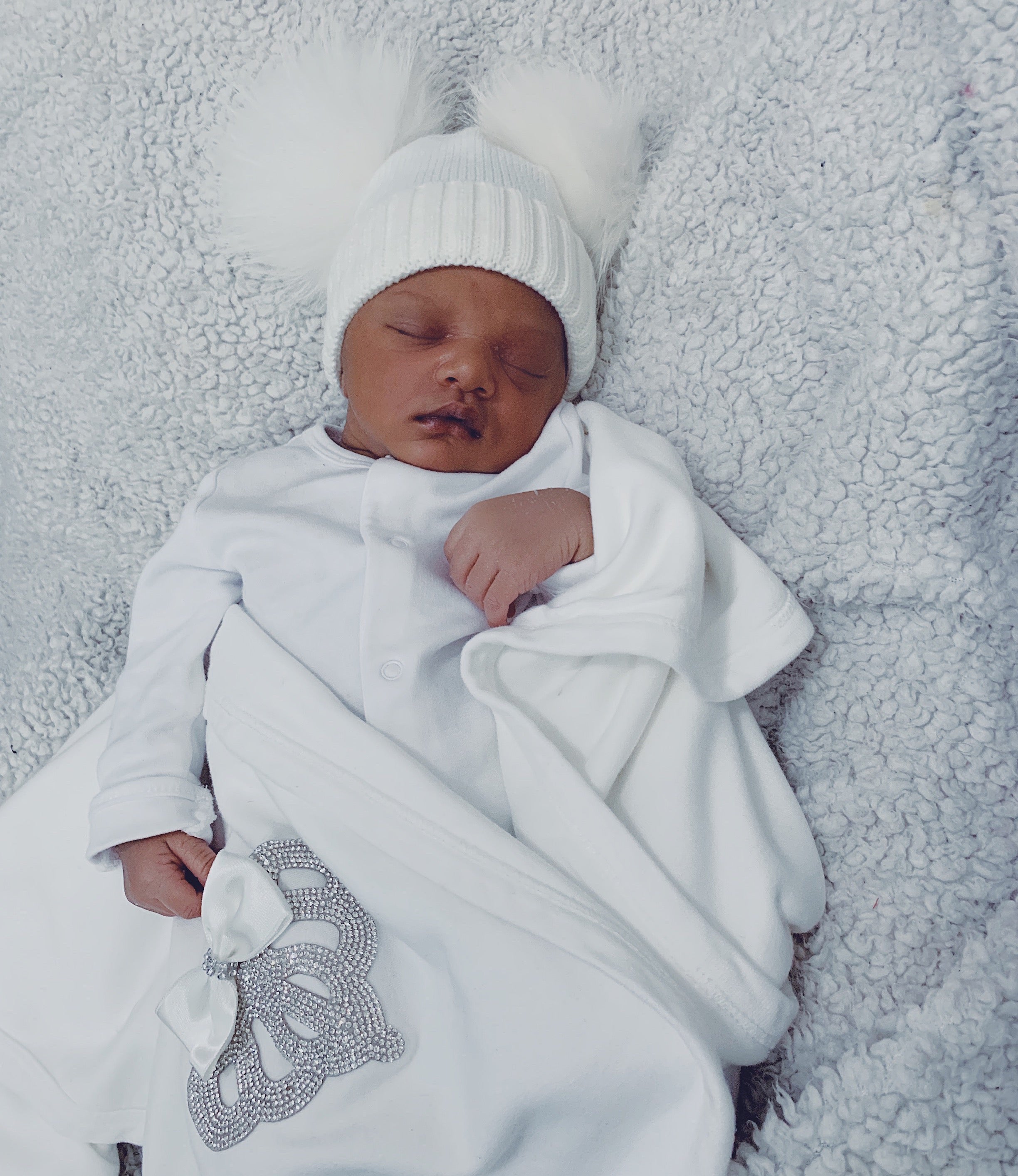 Newborn Double Pom Hat in Cream